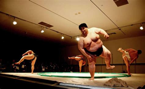 nude sumo wrestler|Sumo Wrestlers Gay Porn Videos 